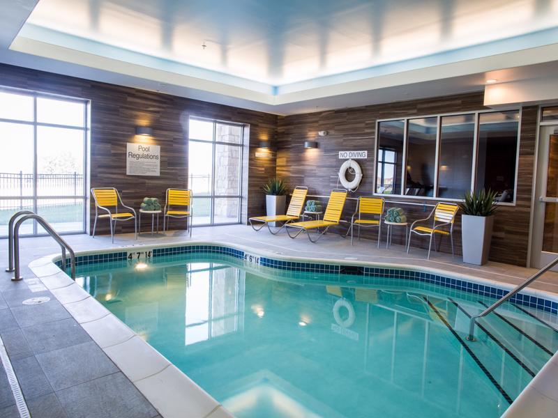 Fairfield Inn & Suites By Marriott Lincoln Southeast Εξωτερικό φωτογραφία