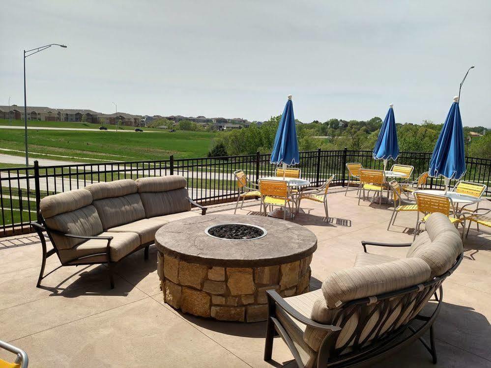 Fairfield Inn & Suites By Marriott Lincoln Southeast Εξωτερικό φωτογραφία